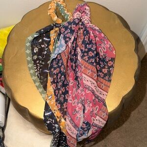 Set of 2 Anthropologie scarf scrunchie hair ties